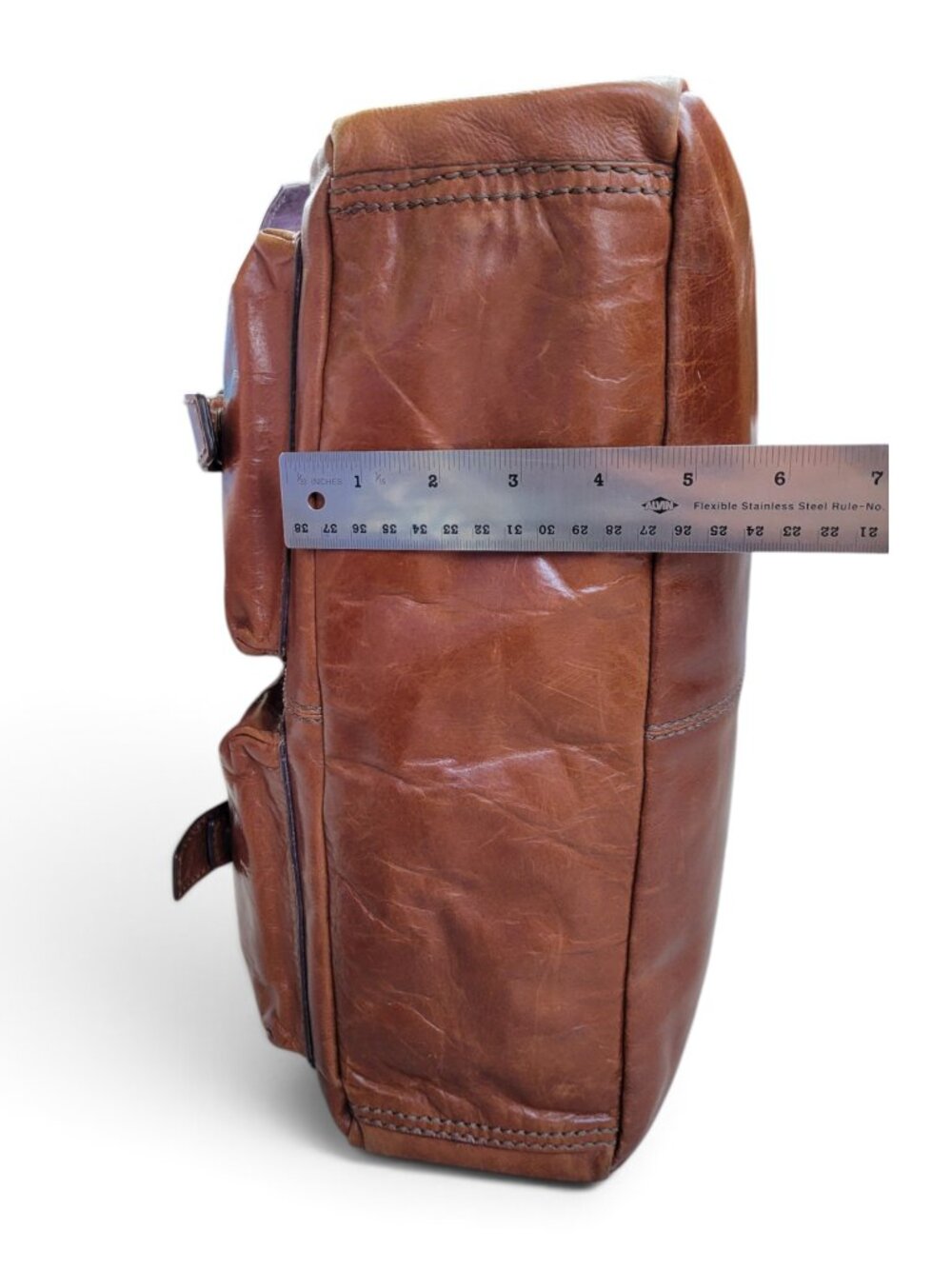 Fossil Cognac Brown Leather Messenger Bag with Adjustable Strap and Pockets - Picture 14 of 16